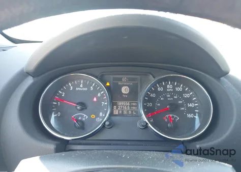 2011 Nissan Rogue Sv z USA, uszkodzony, nr VIN JN8AS5MV8BW259972